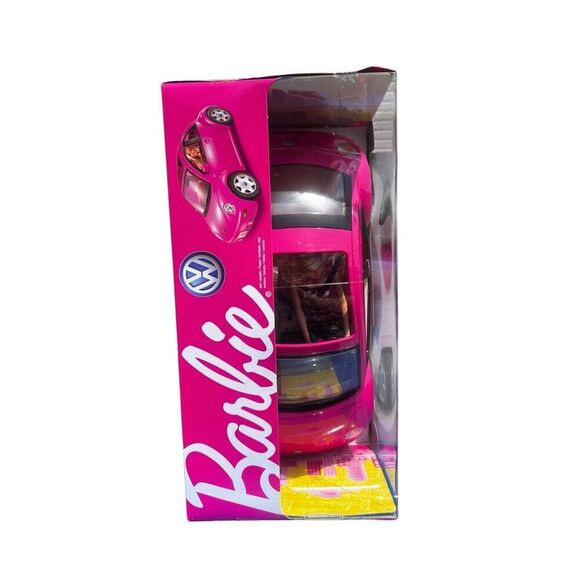 2010 Barbie PINK VOLKSWAGEN BEETLE & DOLL SET - Doors Open New Christmas - Picture 2 of 5